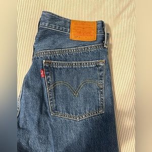 COPY - Levi 501 Jean - women’s skinny straight leg W28 L30